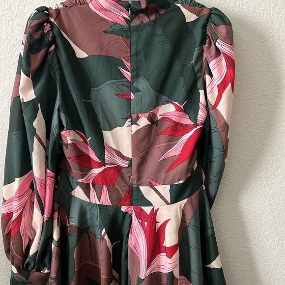 One 33 Social Green Tropical Floral Blouson-Sleeve Tiered Dress 6 - Picture 4 of 6